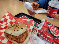 香辣鸡腿堡-塔斯汀中国汉堡(新安三路店)