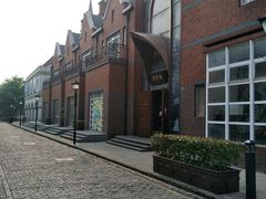 -钟书阁(松江泰晤士小镇店)