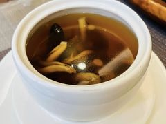 -东湖食堂·湖景餐厅•会议