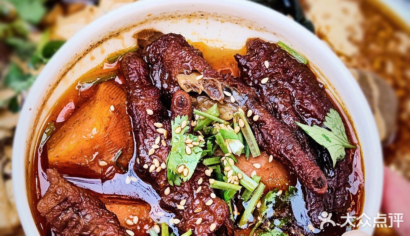 🐼串串麻辣大拌太好吃了，性价无敌高❗