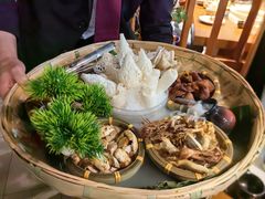 -菌彩云南野生菌火锅(万达广场店)