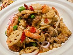 麻辣香锅-十里·东湖院子(湖北省博物馆店)