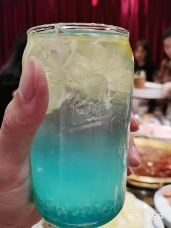 「小龙坎火锅(春熙店)」今年3月份至今，每个月至少吃