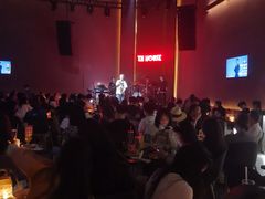 -TZ House音乐现场(来福士中心店)