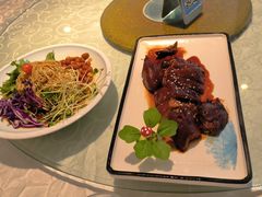 本帮卤鸭-阿英煲(凉城路店)