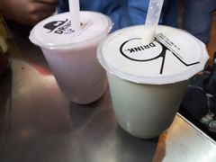 草莓奶昔milkshake-YallaYalla丫拉中东料理小吃·清真(太古里店)