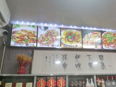 -龙香居海鲜浑锅家常菜·特色驴肉