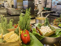 -圣丰索菲特·2 On 988 Café 自助餐厅