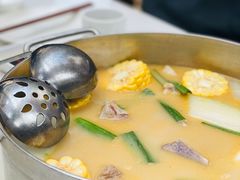 -肥仔文澳门猪骨煲(南京西路店)
