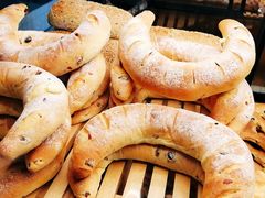 -Dough&Joe团憩(瑞虹天地月亮湾店)