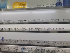 -视野联行眼镜·蔡司·尼康战略合作店(城西银泰店)