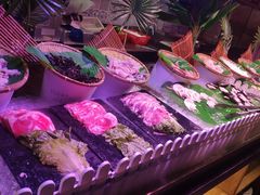 -领鲜活海鲜榴莲自助火锅(东门店)