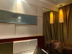 -南京双门楼宾馆(盐仓桥地铁站阅江楼店)