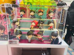 -泡泡玛特POPMART(上海环球港店)