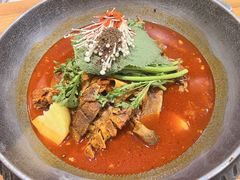-喇喇排骨火锅·传统韩式脊骨汤(望京西园总店)