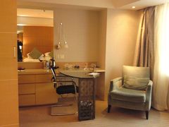 书桌-上海新锦江大酒店