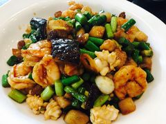 -胶东海鲜大排档(北太平庄店)
