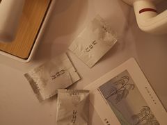 -全季酒店(重庆李子坝牛角沱地铁站店)