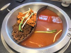 -沸炉重庆老火锅(军事博物馆店)