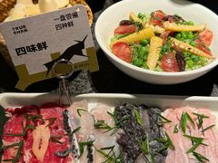 -三出山火锅(南京万象天地店)