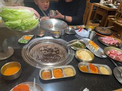 -韩烧牛中牛·甄选黑牛烤肉(黑金店)