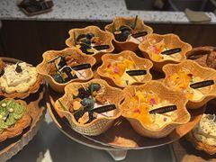 -小苍兰风铃草·礼物蛋糕(沈阳店)