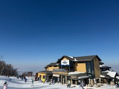 -中旅松花湖滑雪场