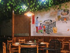 大堂-三里屯土灶炖公鸡地锅鸡(江东店)