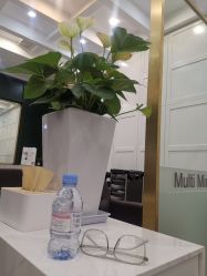 -悦Salon发型设计