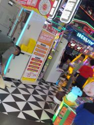 -LuckyStar幸运星家庭娱乐中心(南昌万象汇店)