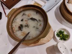 生滚土猪什粥-白天鹅宾馆-宏图府餐厅