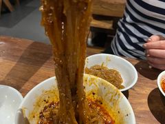 -万记麻辣烫国展总店