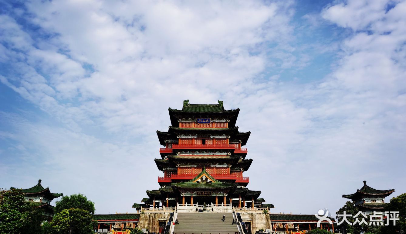 南昌攻略 | 登滕王阁发现的小惊喜，游江西博物馆遇到的小确幸