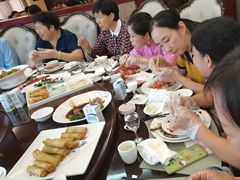 -天外天美食广场(哈尔滨路店)