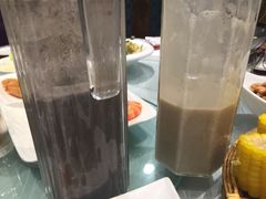 现榨黑芝麻、红枣花生-金蝉食府(维吉奥广场店)