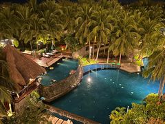 -三亚湾海居铂尔曼度假酒店