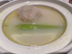 鮰鱼狮子头-八分饱·西津会(西津渡店)