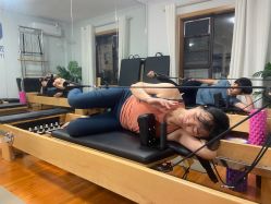 -悠扬孕妇瑜伽产后恢复馆