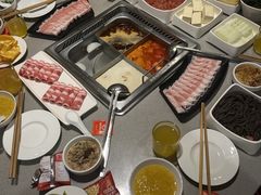 -海底捞火锅(宝龙广场夜宵主题店)