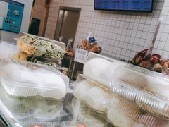 -白玉兰食品甜凤店(合生汇店)