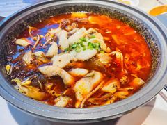 -渝是乎酸菜鱼(龙旗购物中心店)