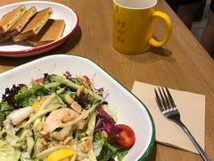 咖椰吐司-HELLO 27 意面·沙拉·帕尼尼