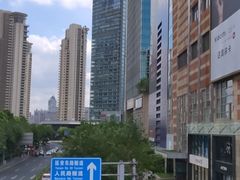 -陆家嘴空中步行连廊