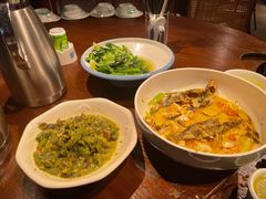 -二厨·吊桥小院·脆皮烧鸡公·本地农家菜(沿江西路店)