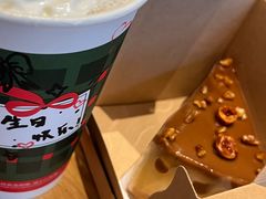 -星巴克(上海长宁来福士1F店)