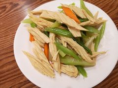 -清真吴记门钉肉饼·喜多利