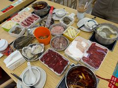 -杨老板·海鲜集市火锅·鲜切牛肉(中防万宝店)