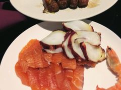 -唐拉雅秀酒店-西锦汇空中BBQ·思创餐厅