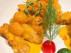 咸蛋黄奶黄鸡翅-金椰壳· 大厨新加坡菜(壹方城店)