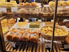 -昆明冠生园·蛋糕·面包(南强街店)